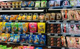 鄉(xiāng)鎮(zhèn)開個網(wǎng)紅零食店怎么樣，主要得看這些方面