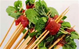 合伙開麻辣火鍋串串店需要注意什么？