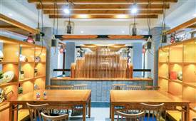 在小餐館做服務員累嗎，做過的給點經(jīng)驗