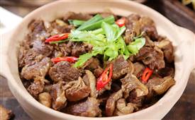 開(kāi)快餐店的前景，了解了生意才好做