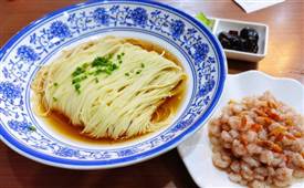 開(kāi)個(gè)快餐小店這樣做，生意好到?jīng)]話說(shuō)