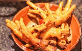 新手開小吃店怎么選址生意好，這幾點(diǎn)非常重要