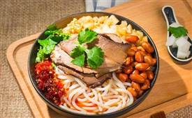 新手開粉鹵店不知怎么做，教你三招快速上手